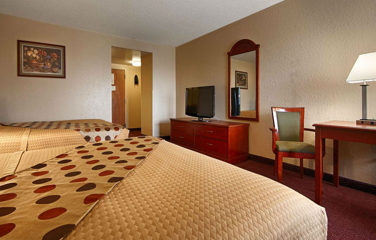 Best Western Luxbury Inn Fort Wayne Exterior photo